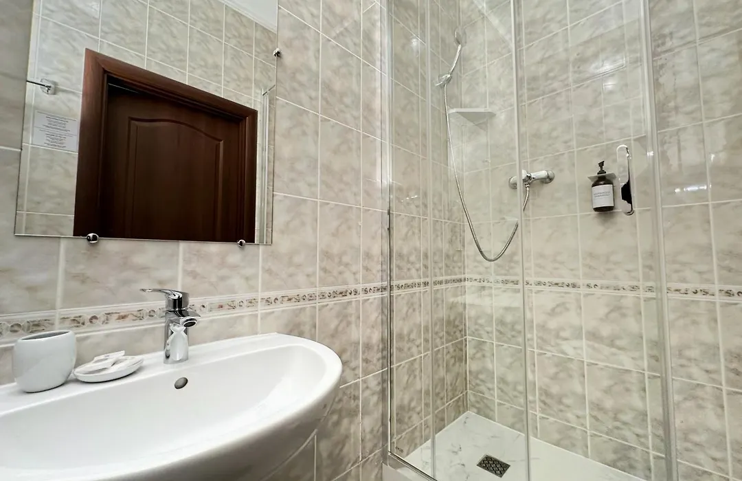 Hotel Plazma-1