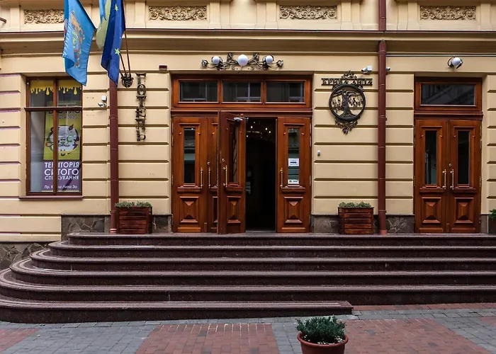 Готель Kryva Lypa